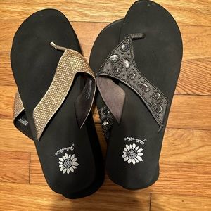 YellowBox flip flops with heel